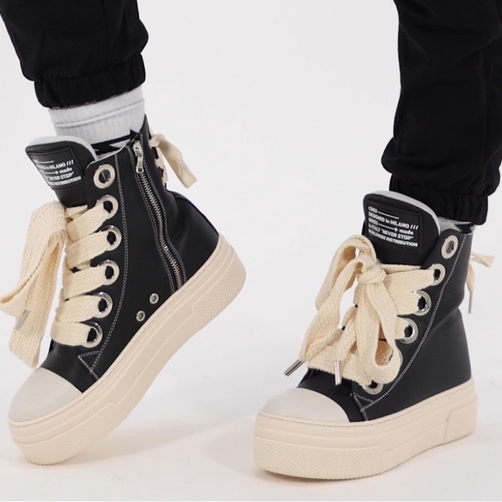 Calipso 300 Double Taglia Sneaker size 39EU 8-8 1/2US